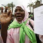 Kenyan woman adovcating for Constitution